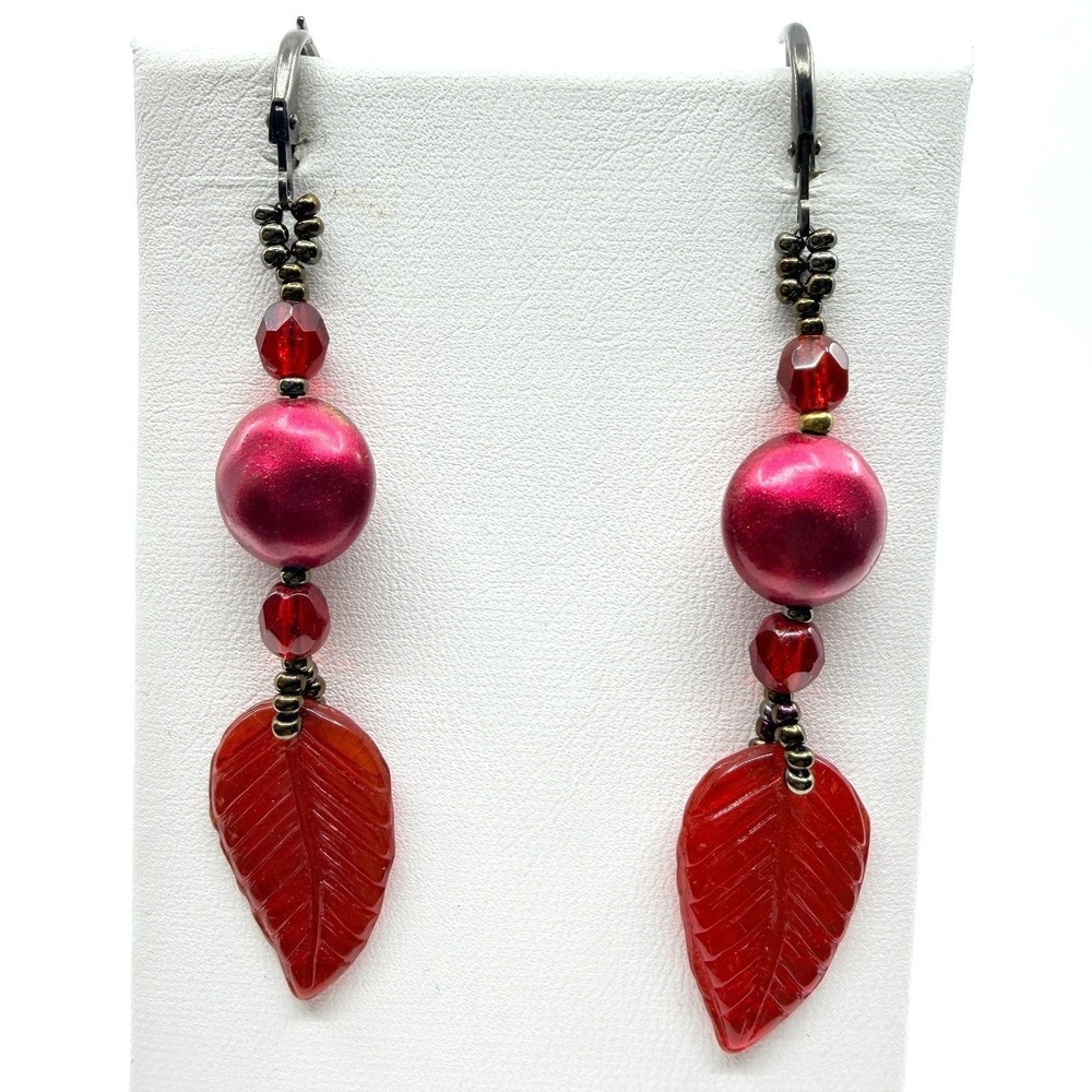 Vintage Y2K Red Beaded Leaf Dangle Earrings Boho Satin Finish Leverback Hinged